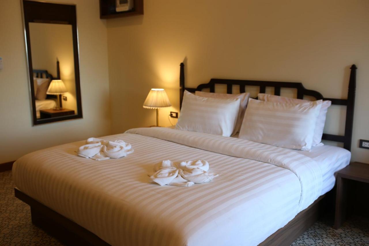Baan Chao Khun Hotel Ban Khlong Lat Bua Khao Bagian luar foto