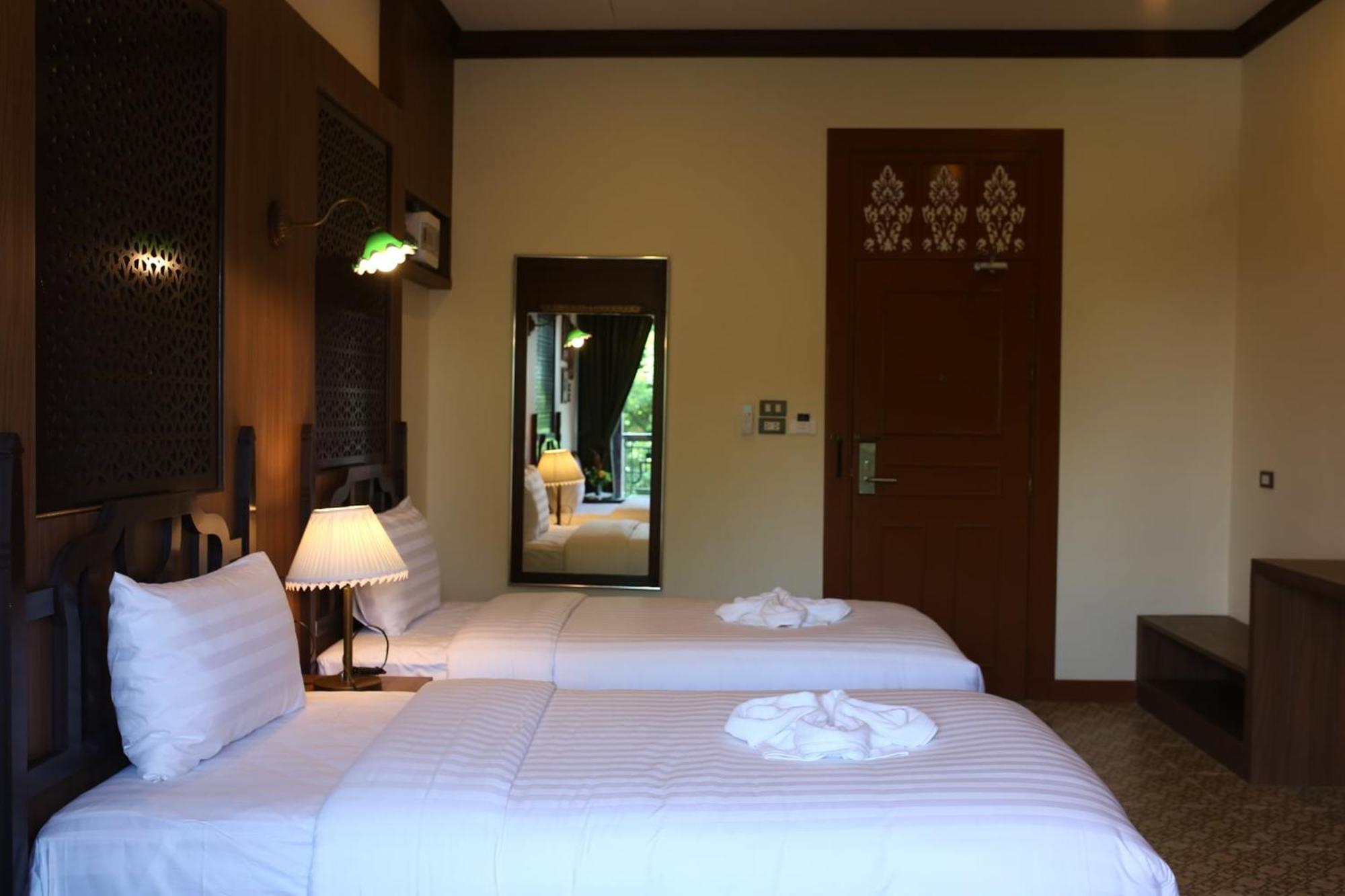 Baan Chao Khun Hotel Ban Khlong Lat Bua Khao Ruang foto